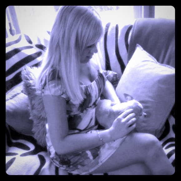 Meet your Posher, Kelley - Picture 1 of 8